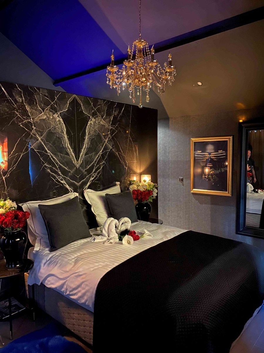 Ze Chambers - Love’nSpa - weekend en amoureux, love rooms avec spa ou jacuzzi privatif8 de Ze Chambers