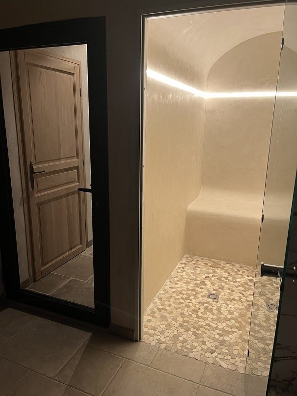 Amour amour - Loveroom - Love’nSpa - weekend en amoureux, love rooms avec spa ou jacuzzi privatif16 de Amour amour - Loveroom