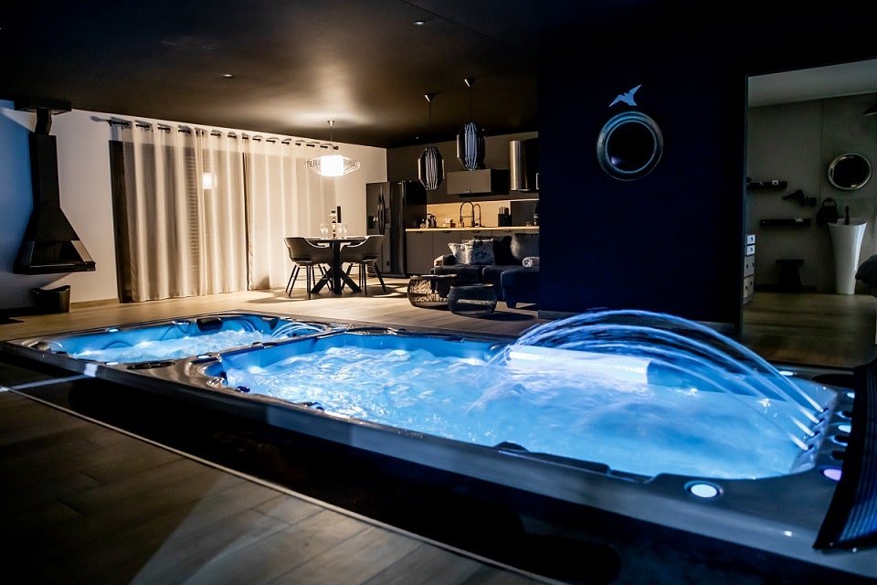 Au bonheur des anges - Love’nSpa - weekend en amoureux, love rooms avec spa ou jacuzzi privatif1 de Au bonheur des anges
