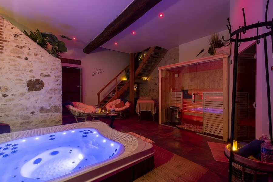 BA'CAM SPA - Love’nSpa - weekend en amoureux, love rooms avec spa ou jacuzzi privatif10 de BA'CAM SPA
