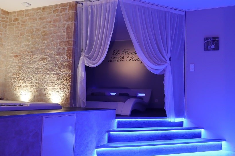 Bulle de rêve - Suite de charme - Love’nSpa - weekend en amoureux, love rooms avec spa ou jacuzzi privatif2 de Bulle de rêve - Suite de charme