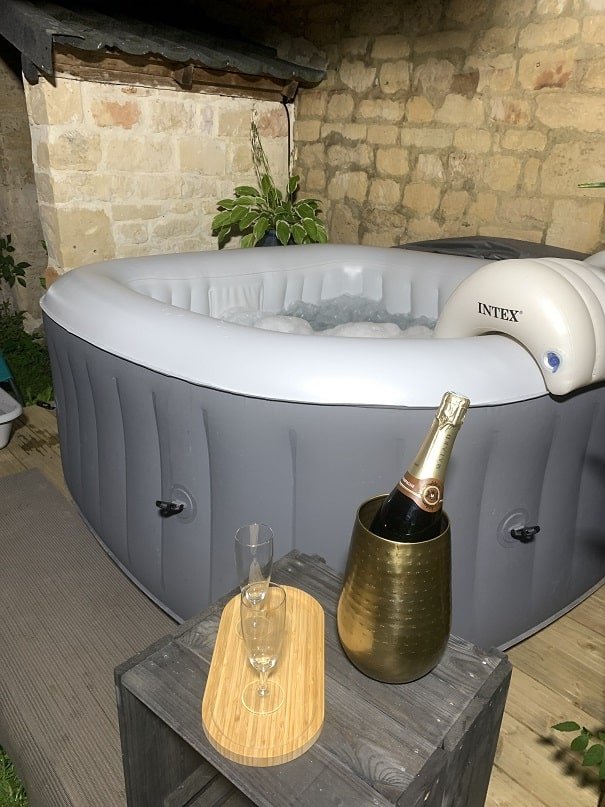 Bulles et belle étoile - Love’nSpa - weekend en amoureux, love rooms avec spa ou jacuzzi privatif2 de Bulles et belle étoile