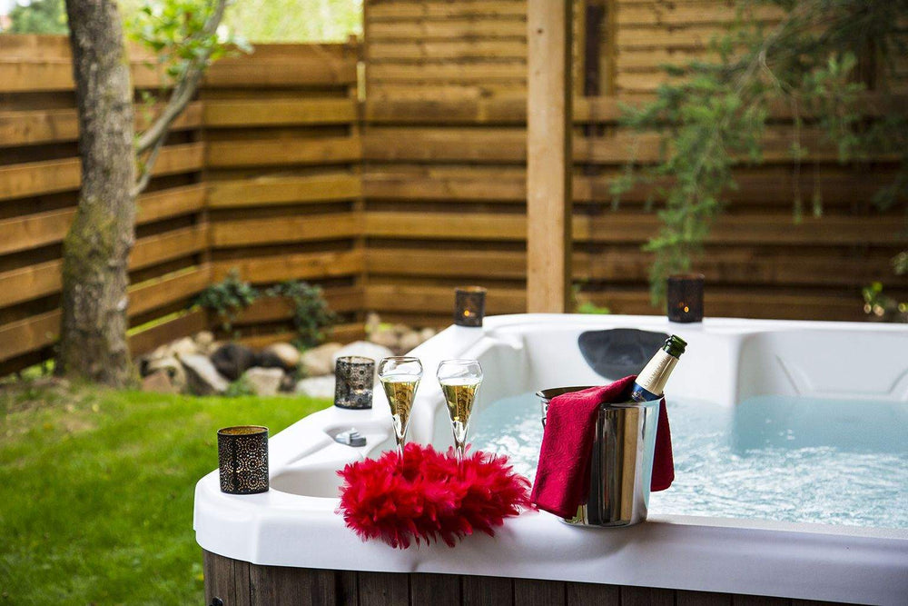 Le Haut Jardin - La Cabane - Love’nSpa - weekend en amoureux, love rooms avec spa ou jacuzzi privatif5 de Le Haut Jardin - La Cabane