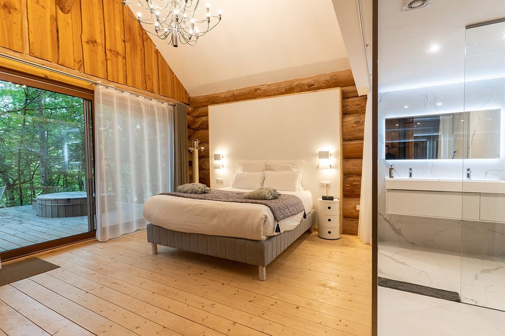 Le Moulin de la Jarousse - Chalet Suite et Spa - Love’nSpa - weekend en amoureux, love rooms avec spa ou jacuzzi privatif1 de Le Moulin de la Jarousse - Chalet Suite et Spa