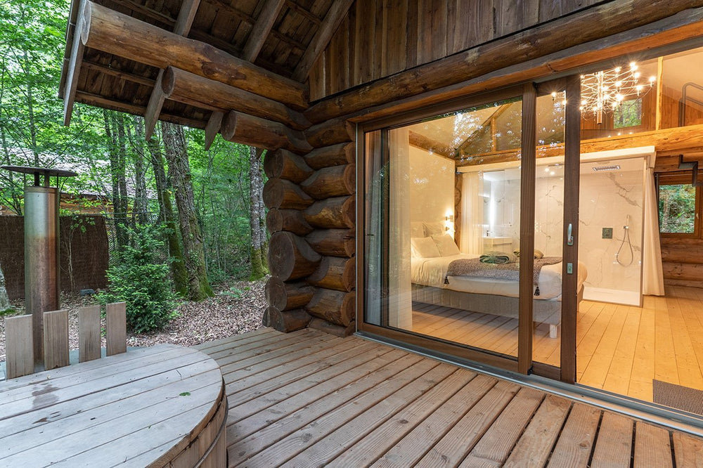 Le Moulin de la Jarousse - Chalet Suite et Spa - Love’nSpa - weekend en amoureux, love rooms avec spa ou jacuzzi privatif3 de Le Moulin de la Jarousse - Chalet Suite et Spa