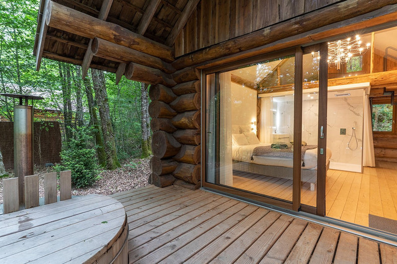Le Moulin de la Jarousse - Chalet Suite et Spa - Love’nSpa - weekend en amoureux, love rooms avec spa ou jacuzzi privatif2 de Le Moulin de la Jarousse - Chalet Suite et Spa