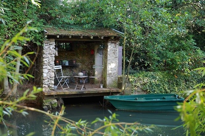 Charme au fil de l'eau - Baiser Volé - Love’nSpa - weekend en amoureux, love rooms avec spa ou jacuzzi privatif3 de Charme au fil de l'eau - Baiser Volé