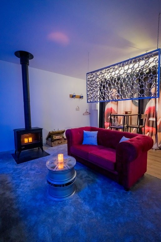Chuttt... Love Room Framboise - Love’nSpa - weekend en amoureux, love rooms avec spa ou jacuzzi privatif4 de Chuttt... Love Room Framboise
