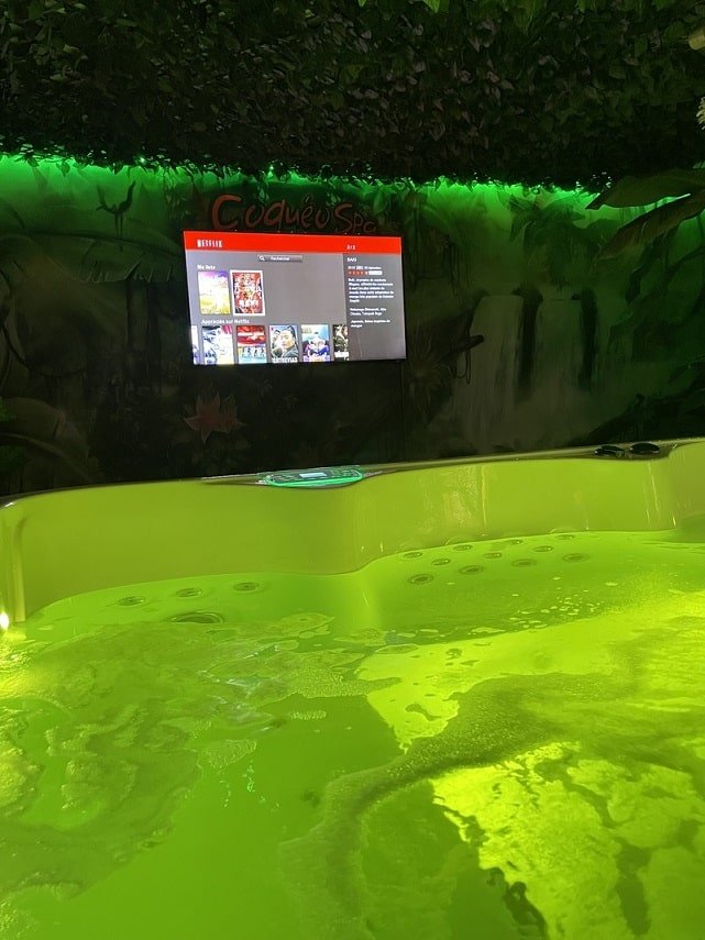 Coquéo Spa - Love’nSpa - weekend en amoureux, love rooms avec spa ou jacuzzi privatif7 de Suite Coquéo Spa & Sauna •Paris•Disneyland