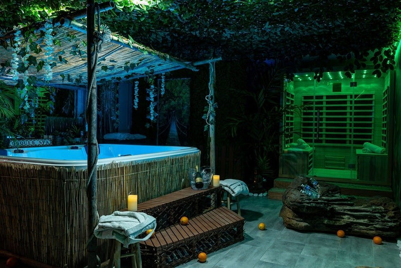 Coquéo Spa - Love’nSpa - weekend en amoureux, love rooms avec spa ou jacuzzi privatif3 de Suite Coquéo Spa & Sauna •Paris•Disneyland
