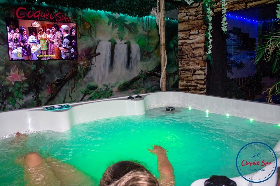 Coquéo Spa - Love’nSpa - weekend en amoureux, love rooms avec spa ou jacuzzi privatif2 de Suite Coquéo Spa & Sauna •Paris•Disneyland