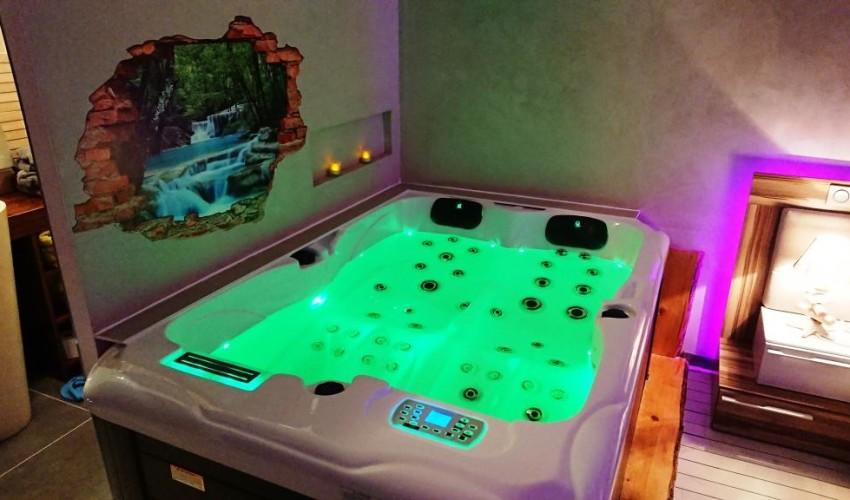 DOMAINE DE LA BESNERIE Suit'Zen - Love’nSpa - weekend en amoureux, love rooms avec spa ou jacuzzi privatif6 de DOMAINE DE LA BESNERIE - Suit'Zen