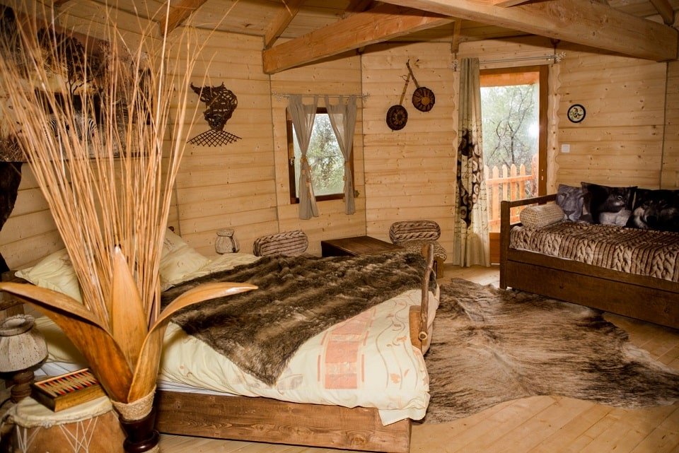 Domaine de la tuilière - Cabane Perchée Spa privatif - Love’nSpa - weekend en amoureux, love rooms avec spa ou jacuzzi privatif6 de Domaine de la tuilière - Cabane Perchée Spa privatif