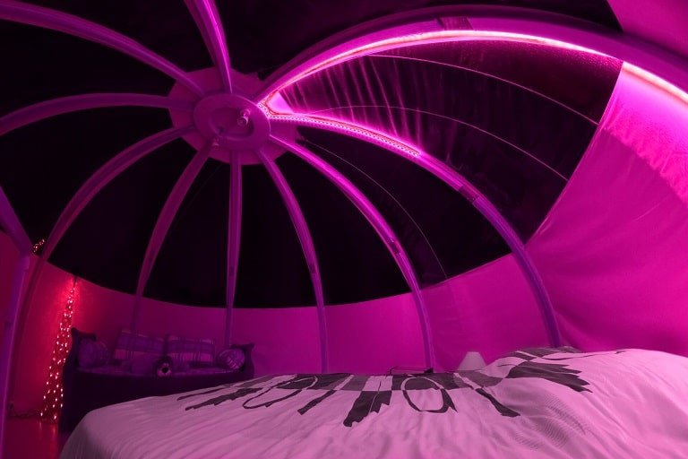 Domaine de la tuilière - Wigwam perché avec Spa privatif - Love’nSpa - weekend en amoureux, love rooms avec spa ou jacuzzi privatifDomaine de la tuilière - Wigwam perché avec Spa privatif