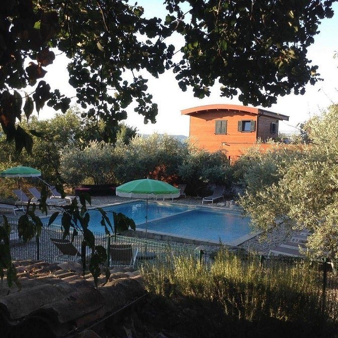 Domaine Saint Cerice - Nid d'amour - Love’nSpa - weekend en amoureux, love rooms avec spa ou jacuzzi privatif3 de Domaine Saint Cerice - Nid d'amour