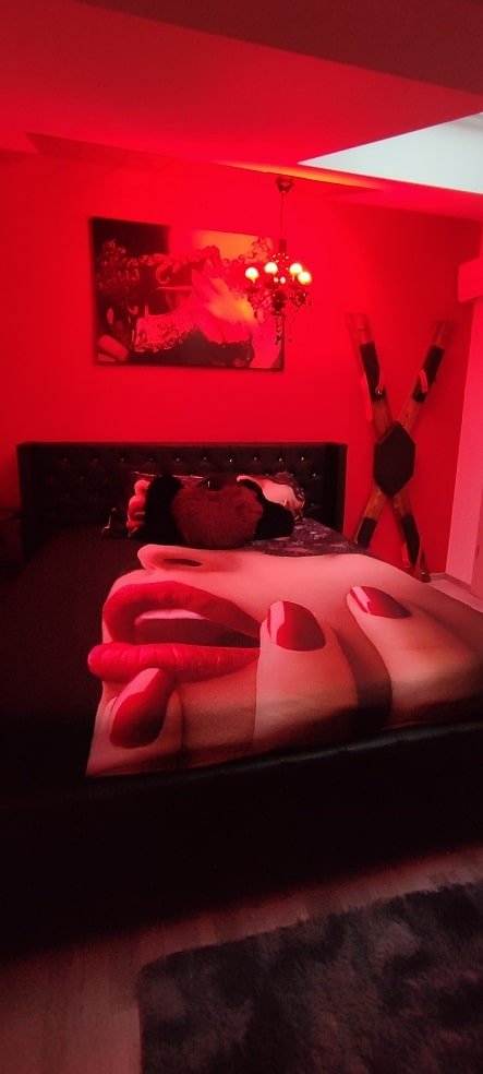 Gîte Ange ou Démon - Love’nSpa - weekend en amoureux, love rooms avec spa ou jacuzzi privatif6 de Gîte Ange ou Démon