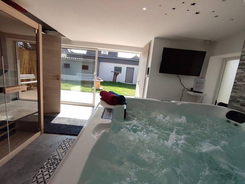 Gîte Ange ou Démon - Love’nSpa - weekend en amoureux, love rooms avec spa ou jacuzzi privatif4 de Gîte Ange ou Démon