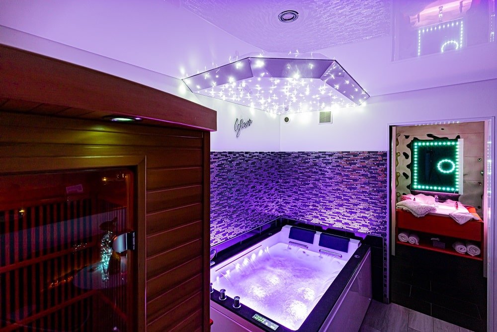 Glam' appart spa - Love’nSpa - weekend en amoureux, love rooms avec spa ou jacuzzi privatif2 de Glam' appart spa