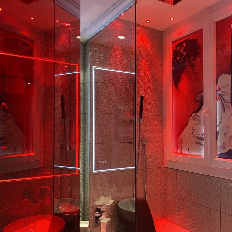 Hôtel design secret de Paris - Chambre Moulin Rouge - Love’nSpa - weekend en amoureux, love rooms avec spa ou jacuzzi privatif2 de Secret de Paris Hotel & Spa**** Chambre Moulin Rouge