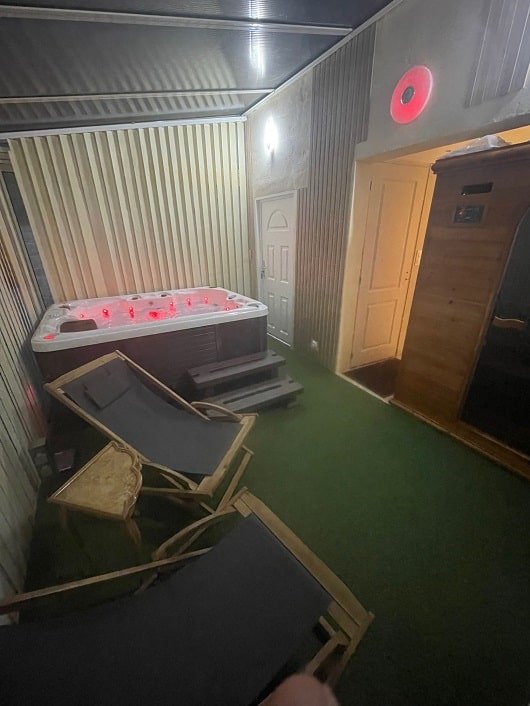 Houdarling - Love’nSpa - weekend en amoureux, love rooms avec spa ou jacuzzi privatif3 de Houdarling Hammam et Bien-être