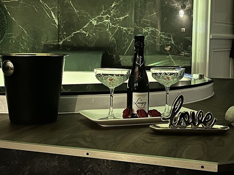 Kastell Ô fil de l’eau - Suite KassiÔpée - Love’nSpa - weekend en amoureux, love rooms avec spa ou jacuzzi privatif3 de Kastell Ô fil de l’eau - Suite KassiÔpée
