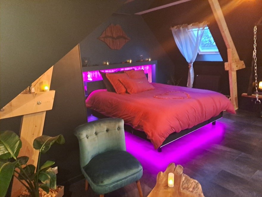 KER LOVE - Love’nSpa - weekend en amoureux, love rooms avec spa ou jacuzzi privatifKER LOVE