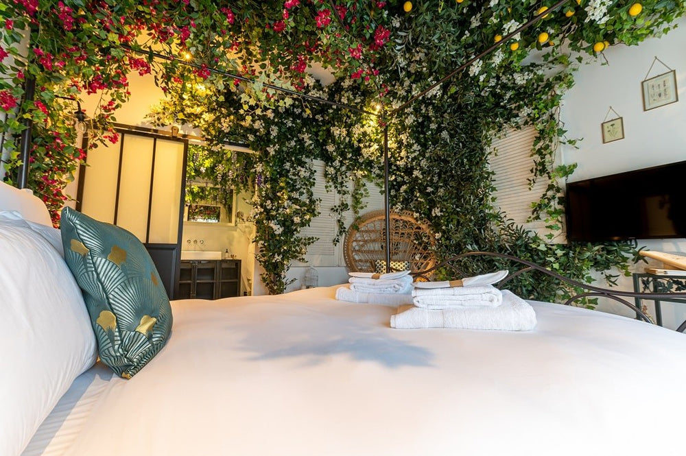 LA BASTIDE DU ROCHER - Le Clos - Love’nSpa - weekend en amoureux, love rooms avec spa ou jacuzzi privatif9 de LA BASTIDE DU ROCHER - Le Clos