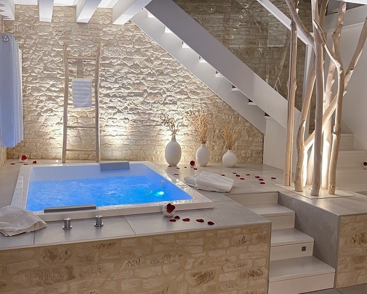 La Clé des Granges - Love’nSpa - weekend en amoureux, love rooms avec spa ou jacuzzi privatif2 de La Clé des Granges