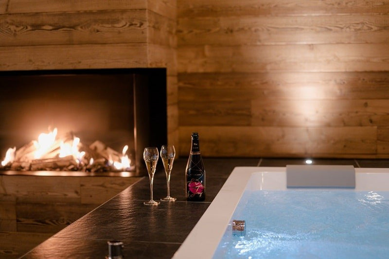 La Clé des Granges - Love’nSpa - weekend en amoureux, love rooms avec spa ou jacuzzi privatif3 de La Clé des Granges