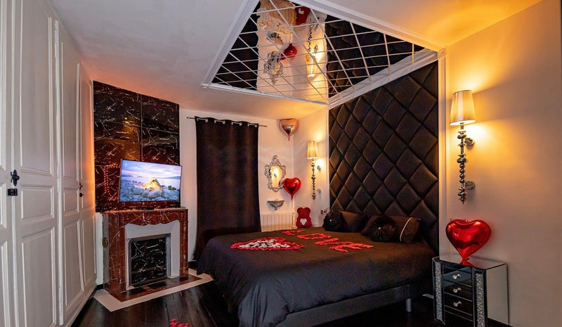 La Duchesse 1976 - Love’nSpa - weekend en amoureux, love rooms avec spa ou jacuzzi privatif4 de La Duchesse 1976