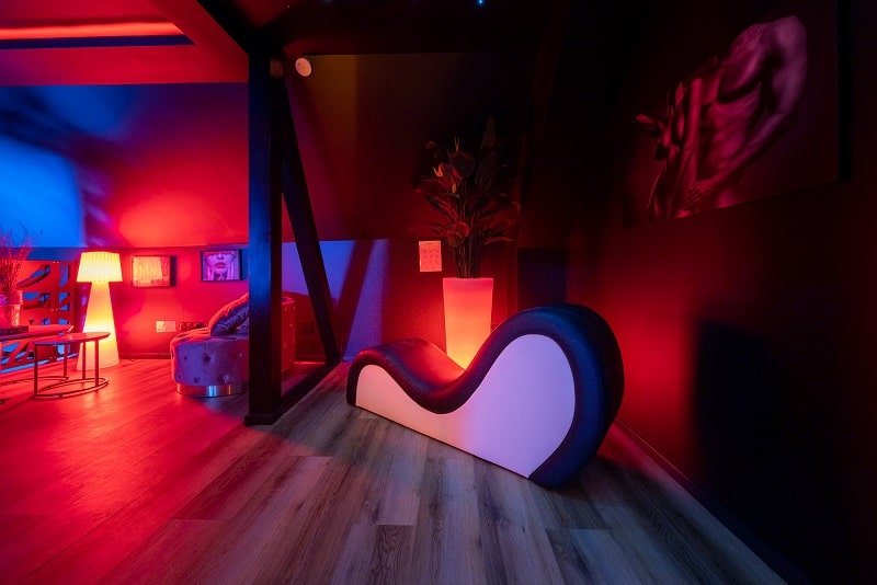 La Mystic House - Love’nSpa - weekend en amoureux, love rooms avec spa ou jacuzzi privatif4 de La Mystic House