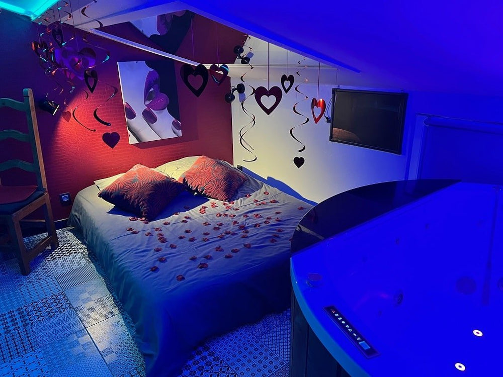 La parenthèse - Love - Love’nSpa - weekend en amoureux, love rooms avec spa ou jacuzzi privatif4 de La parenthèse - Love