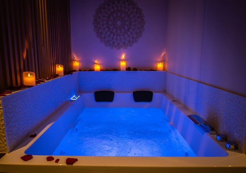 La Parenthèse Normandie - Love’nSpa - weekend en amoureux, love rooms avec spa ou jacuzzi privatif1 de La Parenthèse Suites - La Douce