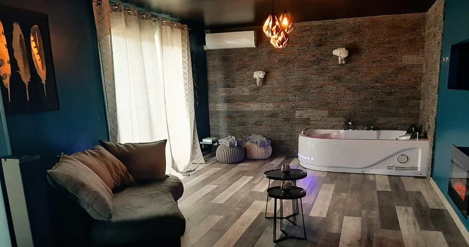 La Suite des Sens - Love’nSpa - weekend en amoureux, love rooms avec spa ou jacuzzi privatif1 de La Suite des Sens
