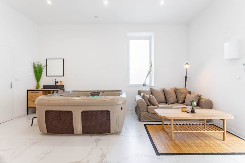 La Suite Valentine Spa Privatif - Marseille - Love’nSpa - weekend en amoureux, love rooms avec spa ou jacuzzi privatif4 de La Suite Valentine Spa Privatif - Marseille