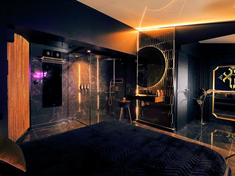 La SXCAPE ROOM - Love’nSpa - weekend en amoureux, love rooms avec spa ou jacuzzi privatif4 de La SXCAPE ROOM