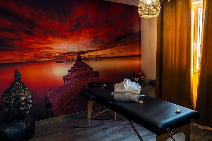 La Villa des Charmes - Love’nSpa - weekend en amoureux, love rooms avec spa ou jacuzzi privatif9 de La Villa des Charmes