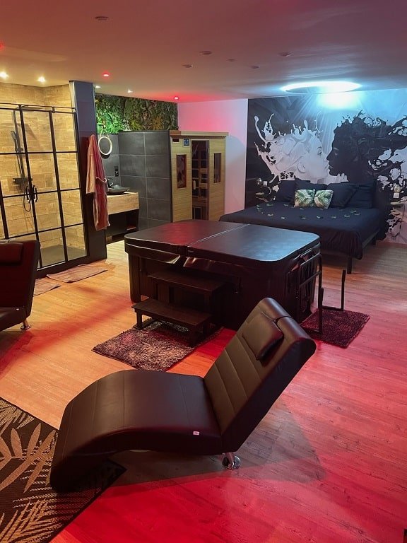 L'Abbaye de l'Amour - Love’nSpa - weekend en amoureux, love rooms avec spa ou jacuzzi privatif2 de L'Abbaye de l'Amour