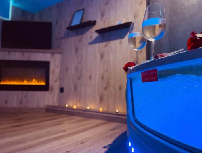 L'Atelier des rêves Rouen - Love’nSpa - weekend en amoureux, love rooms avec spa ou jacuzzi privatif3 de L'Atelier des rêves Rouen