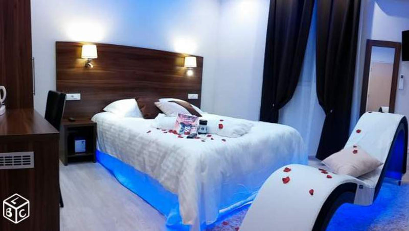 Le Belvédère - Love’nSpa - weekend en amoureux, love rooms avec spa ou jacuzzi privatif2 de Le Belvédère