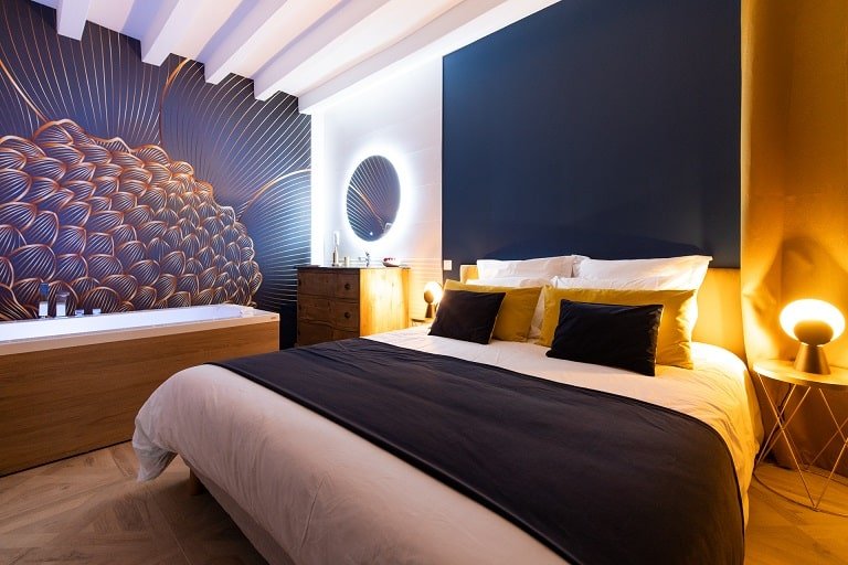 Le Clos de la Rousseliere - Love’nSpa - weekend en amoureux, love rooms avec spa ou jacuzzi privatif4 de Le Clos de la Rousseliere