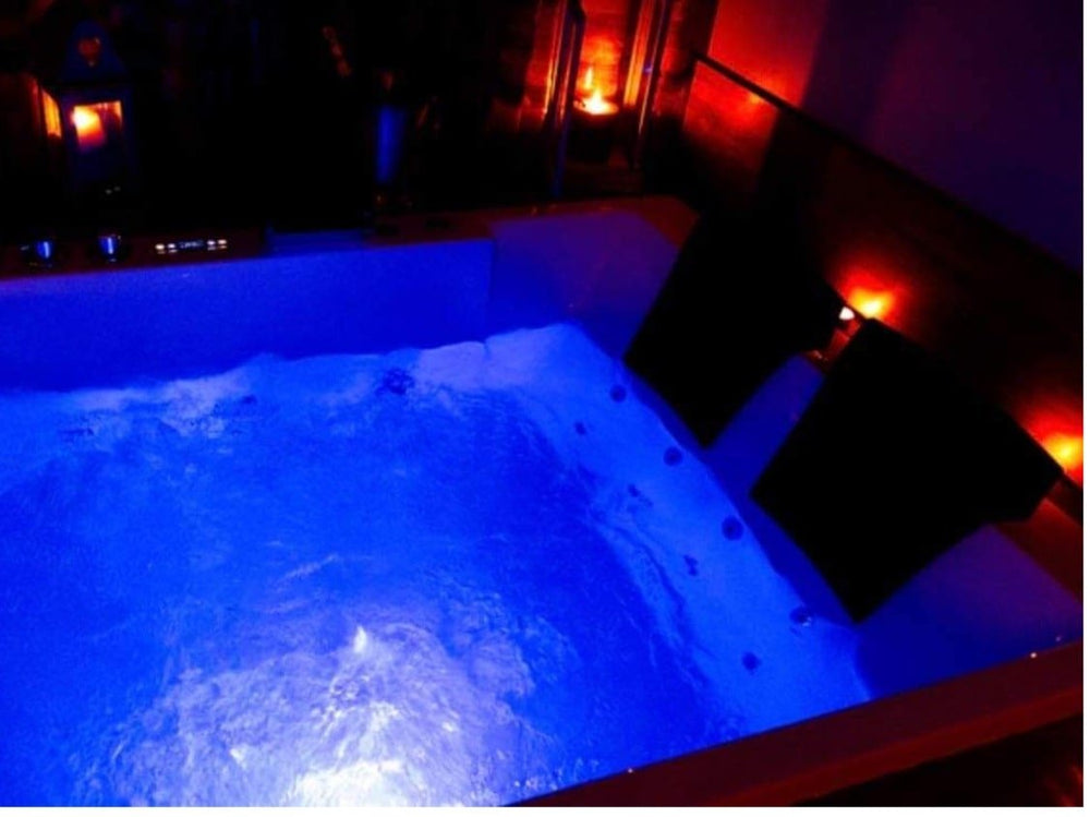 Le Clos des Charmelines - La suite - Love’nSpa - weekend en amoureux, love rooms avec spa ou jacuzzi privatif1 de Le Clos des Charmelines - La suite