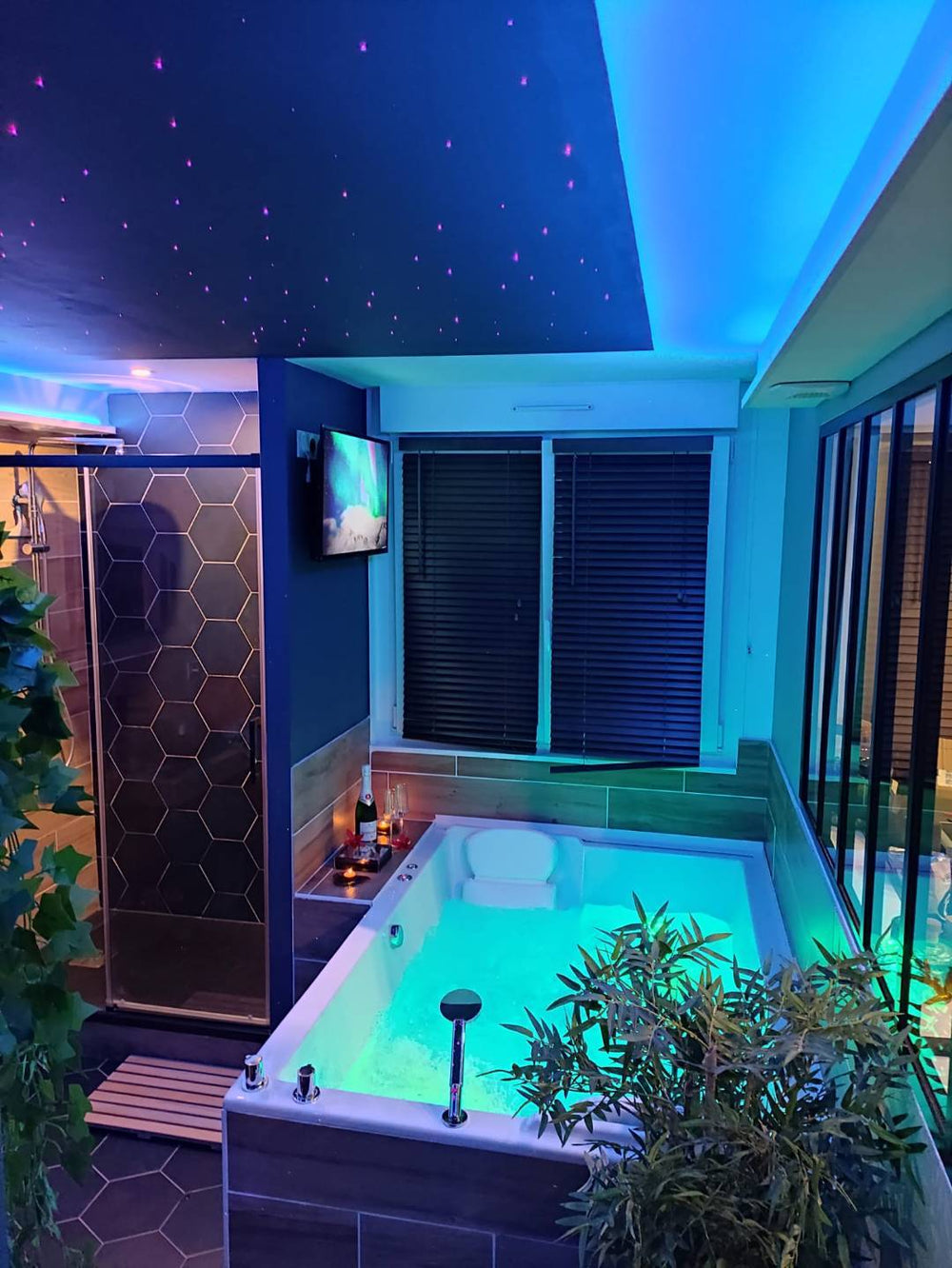 Rêves de Cocon - Le Cocon d'évasion - Love’nSpa - weekend en amoureux, love rooms avec spa ou jacuzzi privatif7 de Rêves de Cocon - Le Cocon d'évasion
