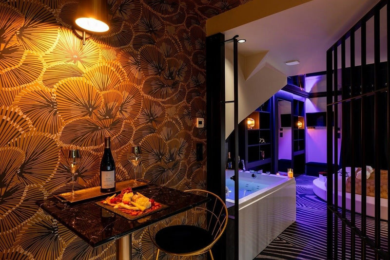 Le Coté Secret - Love’nSpa - weekend en amoureux, love rooms avec spa ou jacuzzi privatif4 de Le Côté Secret