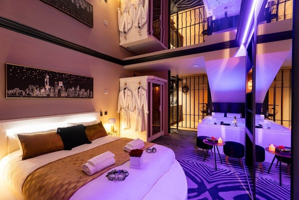 Le Coté Secret - Love’nSpa - weekend en amoureux, love rooms avec spa ou jacuzzi privatif1 de Le Côté Secret