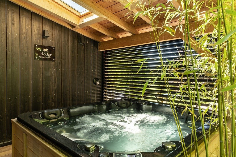 Le Domaine des Prés Verts - Le Lodge - Love’nSpa - weekend en amoureux, love rooms avec spa ou jacuzzi privatif6 de Le Domaine des Prés Verts - Le Lodge