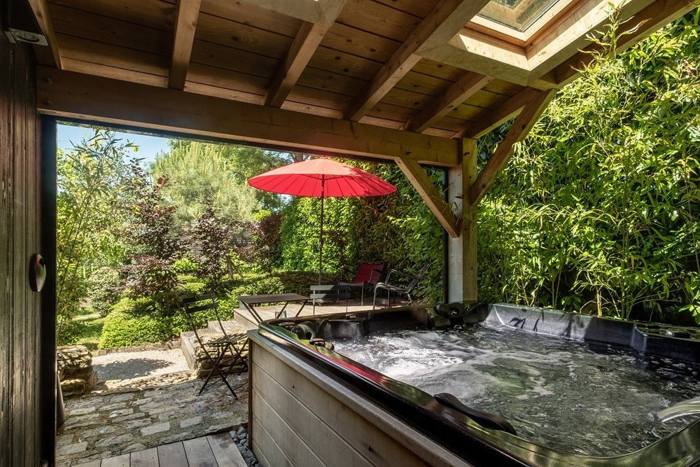 Le Domaine des Prés Verts - Le Lodge - Love’nSpa - weekend en amoureux, love rooms avec spa ou jacuzzi privatif7 de Le Domaine des Prés Verts - Le Lodge
