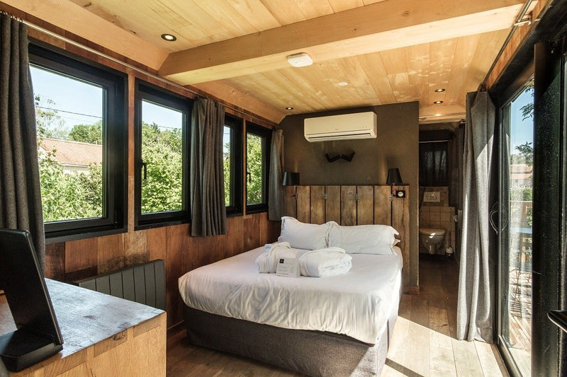 Le Domaine des Prés Verts -Le Refuge - Love’nSpa - weekend en amoureux, love rooms avec spa ou jacuzzi privatif2 de Le Domaine des Prés Verts -Le Refuge