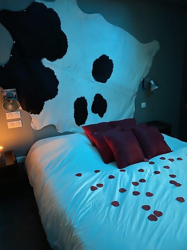 LE FRUIT DÉFENDU - Love’nSpa - weekend en amoureux, love rooms avec spa ou jacuzzi privatif9 de LE FRUIT DÉFENDU