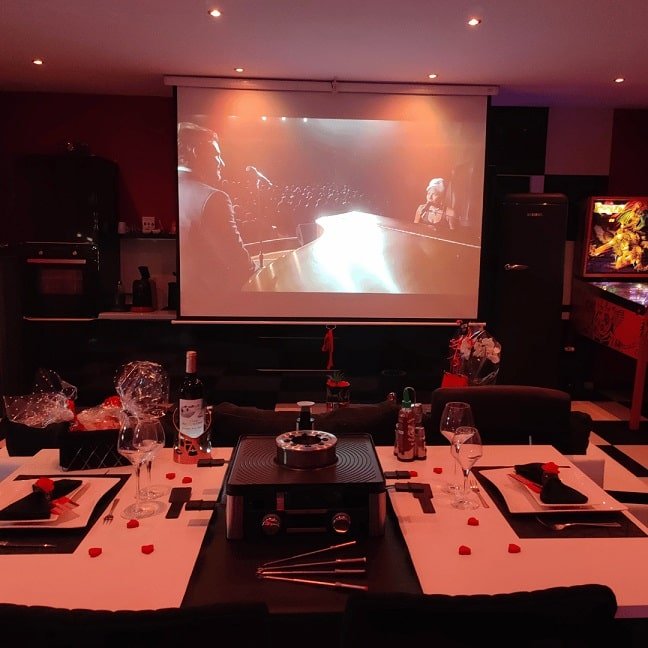 Le Quart D'Heure Américain - Love’nSpa - weekend en amoureux, love rooms avec spa ou jacuzzi privatif19 de Le Quart D'Heure Américain